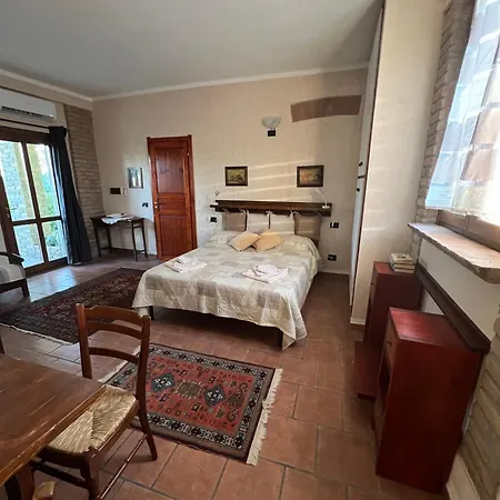 L'ippocastano Monteghellino Hébergement de vacances *